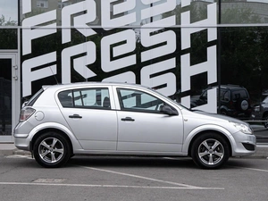 Хетчбэк Opel Astra 2007 года, 529000 рублей, Волгоград