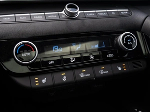 Седан Hyundai Elantra 2023 года, 2300000 рублей, Краснодар