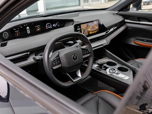 Лифтбек Changan UNI-V 2023 года, 2450000 рублей, Краснодар