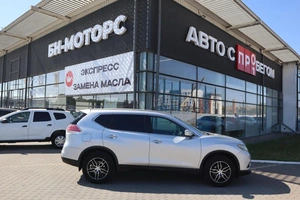 Внедорожник Nissan X-Trail 2015 года, 1730000 рублей, Мирное