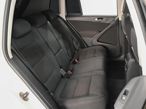 Внедорожник Volkswagen Tiguan 2012 года, 1350000 рублей, Ростов-на-Дону