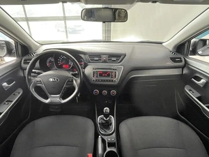 Седан Kia Rio 2017 года, 1100000 рублей, Смоленск