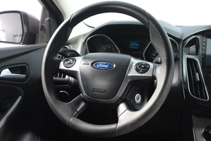 Хетчбэк Ford Focus 2012 года, 769000 рублей, Новосибирск