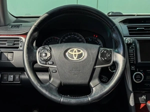 Седан Toyota Camry 2013 года, 1749000 рублей, Большой Сочи