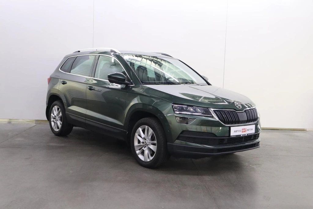 Внедорожник Skoda Karoq 2020 года, 2340000 рублей, Брянск