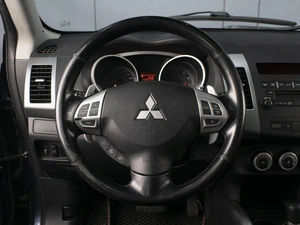 Внедорожник Mitsubishi Outlander 2008 года, 1350000 рублей, Омск