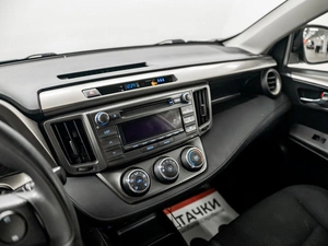 Внедорожник Toyota RAV4 2013 года, 1850000 рублей, Красноярск