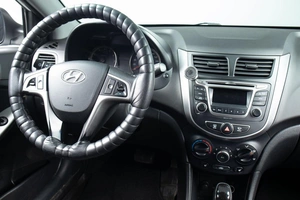 Седан Hyundai Solaris 2016 года, 899000 рублей, Оренбург