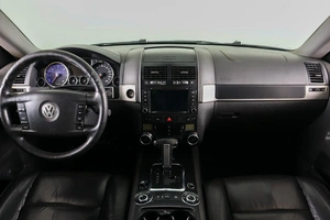 Внедорожник Volkswagen Touareg 2008 года, 1039000 рублей, Пермь