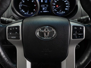 Внедорожник Toyota Land Cruiser Prado 2016 года, 3999000 рублей, Тюмень