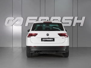 Внедорожник Volkswagen Tiguan 2018 года, 2795000 рублей, Минеральные Воды