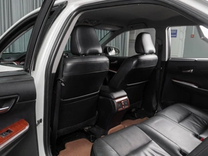 Седан Toyota Camry 2014 года, 1555000 рублей, Тюмень