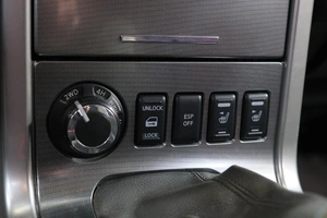 Пикап Nissan Navara 2010 года, 1399000 рублей, Омск