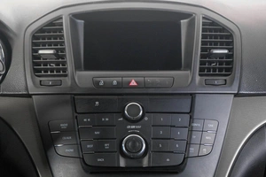 Седан Opel Insignia 2010 года, 999000 рублей, Кемерово