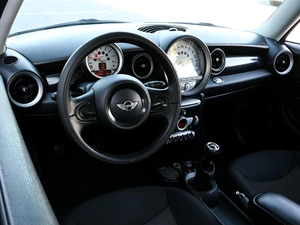 Хетчбэк MINI Cooper Clubman 2009 года, 719000 рублей, Волгоград