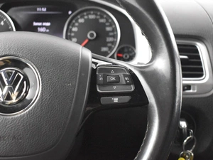 Внедорожник Volkswagen Touareg 2015 года, 2437100 рублей, Казань