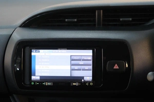 Хетчбэк Toyota Vitz 2019 года, 1019000 рублей, Омск