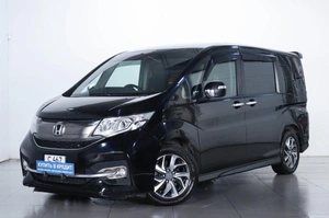 Минивэн Honda Stepwgn Spada 2016 года, 1489000 рублей, Челябинск