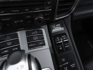 Лифтбек Porsche Panamera Turbo 2013 года, 3799000 рублей, Саратов
