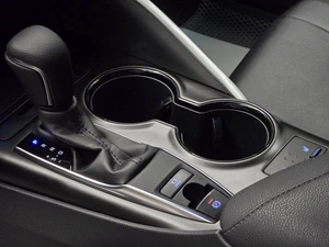 Седан Toyota Camry 2021 года, 2799000 рублей, Красноярск