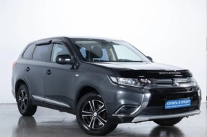 Внедорожник Mitsubishi Outlander 2018 года, 1599000 рублей, Челябинск