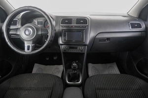 Седан Volkswagen Polo 2013 года, 619000 рублей, Кемерово