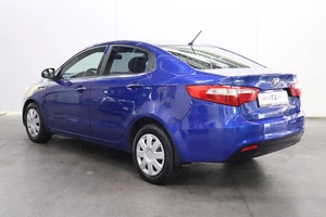 Седан Kia Rio 2011 года, 730000 рублей, Брянск