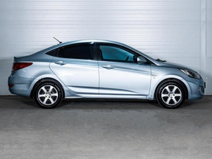 Седан Hyundai Solaris 2013 года, 859000 рублей, Ставрополь