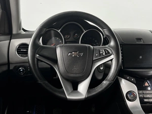 Хетчбэк Chevrolet Cruze 2013 года, 729900 рублей, Казань