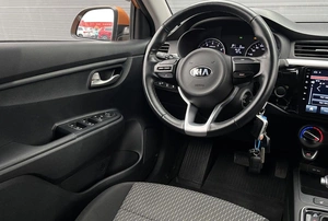 Хетчбэк Kia Rio X-Line 2020 года, 1650000 рублей, Солонцы