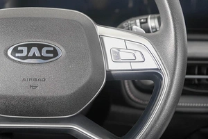 Внедорожник JAC JS6 2023 года, 1759000 рублей, Кемерово