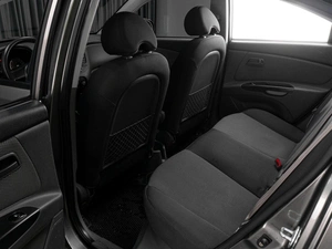 Хетчбэк Kia Rio 2010 года, 679000 рублей, Тюмень