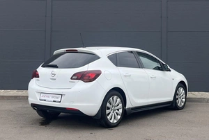Хетчбэк Opel Astra 2012 года, 740000 рублей, Солонцы