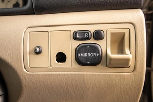 Хетчбэк Toyota Corolla Runx 2001 года, 519000 рублей, Барнаул