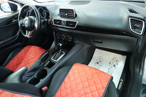 Хетчбэк Mazda 3 2014 года, 1199000 рублей, Омск