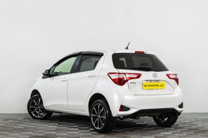 Хетчбэк Toyota Vitz 2019 года, 1169000 рублей, Сургут