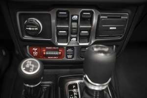 Внедорожник Jeep Wrangler 2026 года, 17656290 рублей, Москва