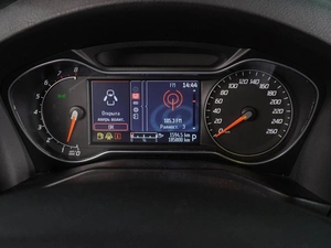 Седан Ford Mondeo 2013 года, 1099000 рублей, Воронеж