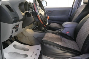 Пикап Toyota Hilux 2010 года, 2099000 рублей, Омск