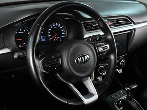 Хетчбэк Kia Rio X-Line 2018 года, 1599000 рублей, Ростов-на-Дону