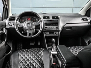 Седан Volkswagen Polo 2012 года, 799000 рублей, Кирилловка