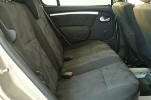 Хетчбэк Renault Sandero 2010 года, 559000 рублей, Омск