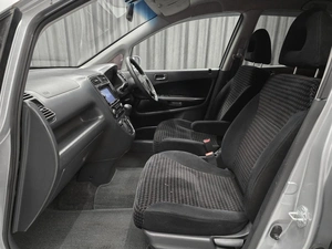 Минивэн Honda Stream 2002 года, 590000 рублей, Красноярск