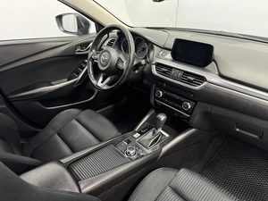 Седан Mazda 6 2016 года, 2060000 рублей, Красноярск