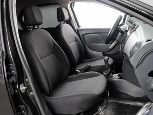 Седан Renault Logan 2014 года, 650000 рублей, Тюмень