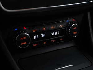 Седан Mercedes-benz CLA-класс 2015 года, 2149077 рублей, Москва