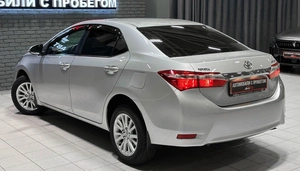 Седан Toyota Corolla 2013 года, 1347000 рублей, Красноярск