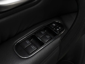 Внедорожник Infiniti QX56 2012 года, 2120777 рублей, Омск