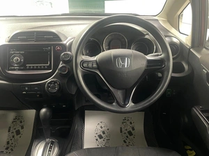 Хетчбэк Honda Fit 2012 года, 999000 рублей, Ачинск