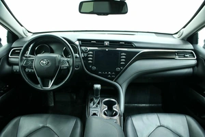 Седан Toyota Camry 2018 года, 2781000 рублей, Красноярск